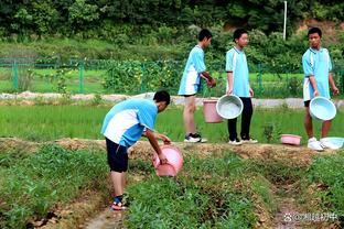 湖记：湖人非卖品只有詹眉 别队想要里夫斯得用正经全明星换