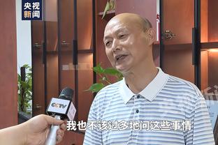 媒体人谈郑智“怒瞪”球迷：如果只是喊退票，应该轮不到他出头